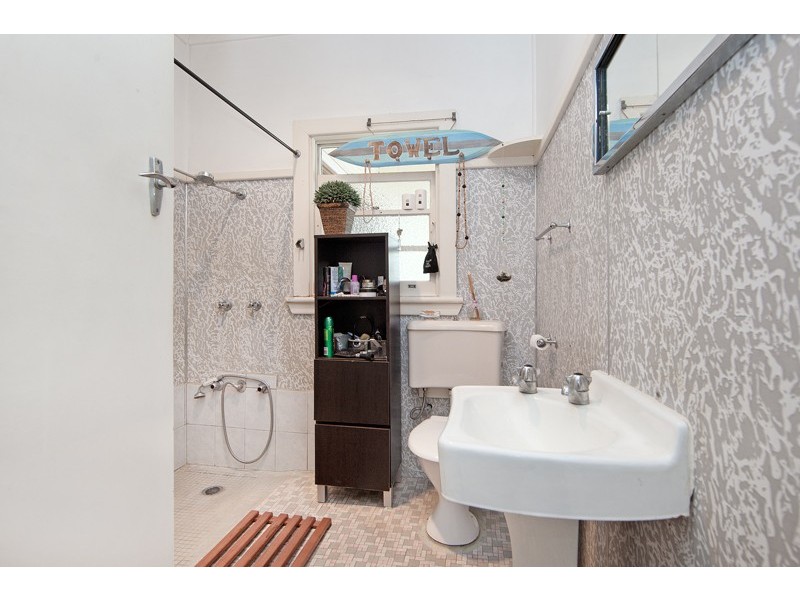 32 Harbour Street, Bateau Bay NSW 2261