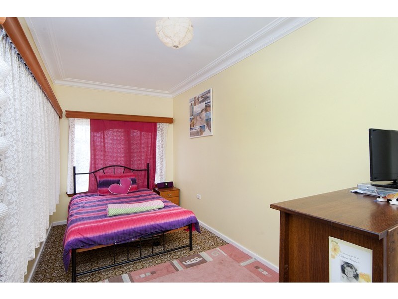 32 Harbour Street, Bateau Bay NSW 2261