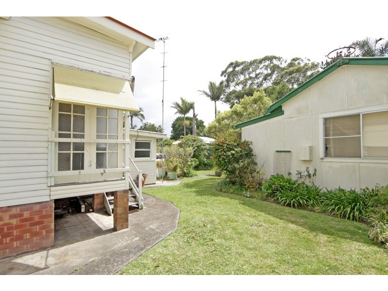 32 Harbour Street, Bateau Bay NSW 2261