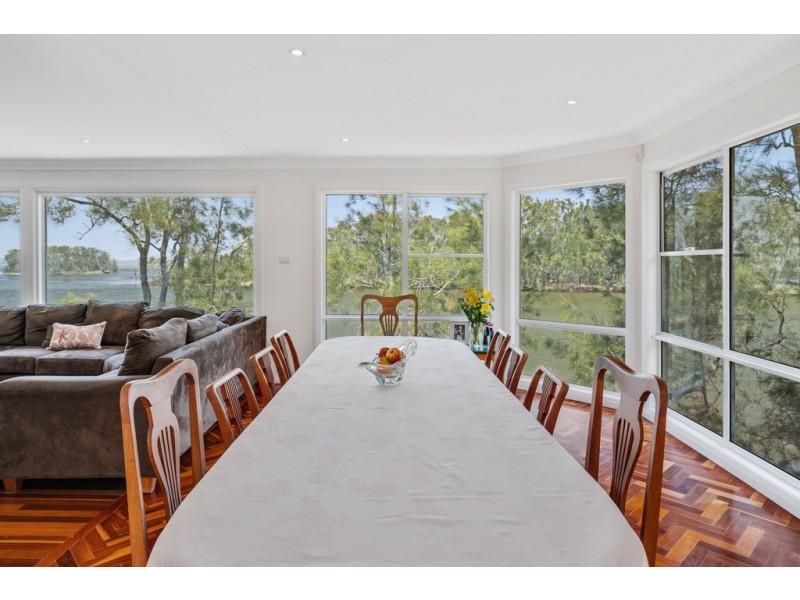 1-2 Vesta Close, Chittaway Point NSW 2261