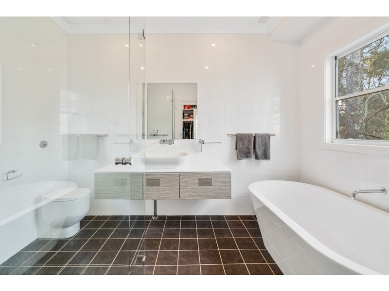 1-2 Vesta Close, Chittaway Point NSW 2261