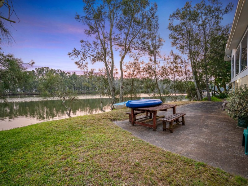 1-2 Vesta Close, Chittaway Point NSW 2261