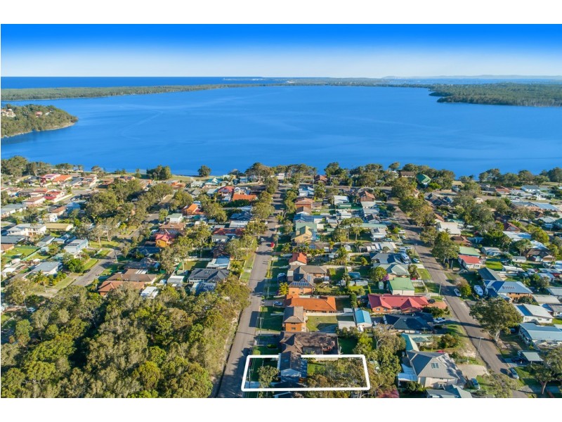 32 Bodalla Road, Lake Munmorah NSW 2259