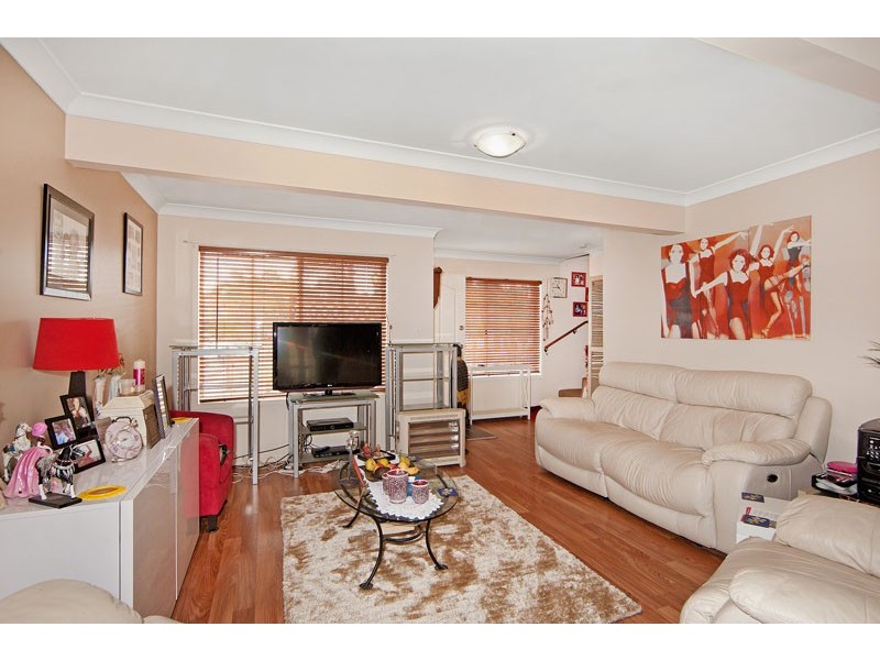 30 Rotherham Street, Bateau Bay NSW 2261