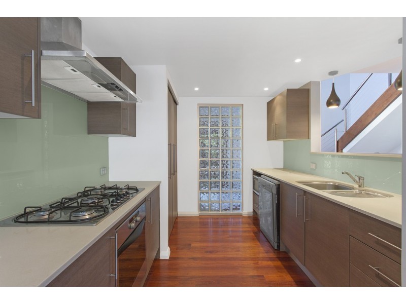 33a Lakin Street, Bateau Bay NSW 2261