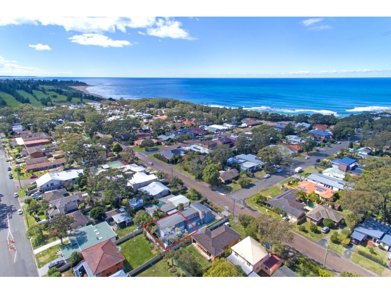 33a Lakin Street, Bateau Bay NSW 2261