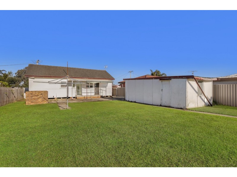 65 Dampier Boulevard, Killarney Vale NSW 2261