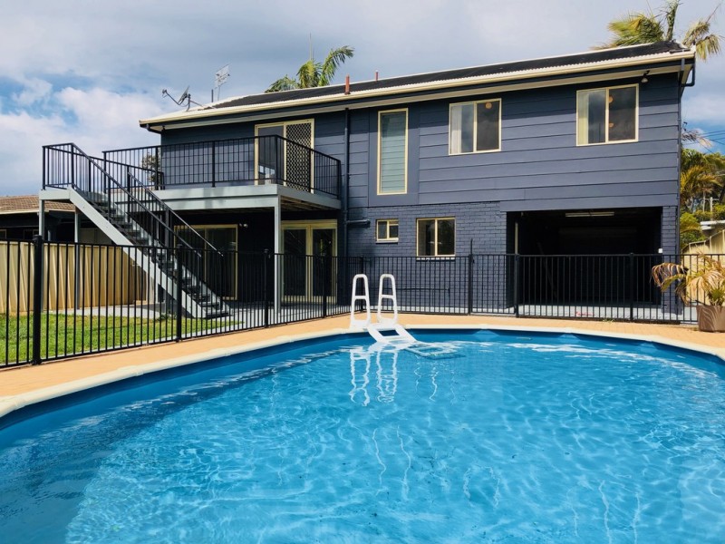 9 Kingsford Smith Drive, Berkeley Vale NSW 2261