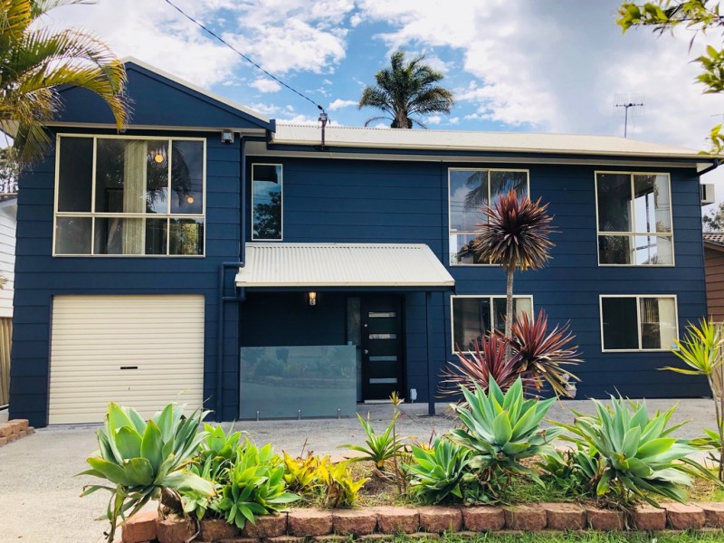 9 Kingsford Smith Drive, Berkeley Vale NSW 2261