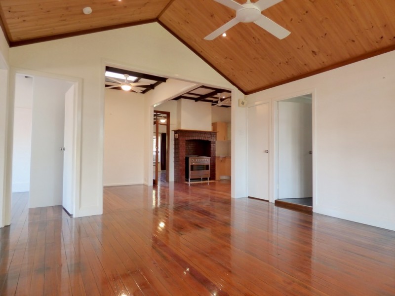 12 Margaret Street, Wyong NSW 2259