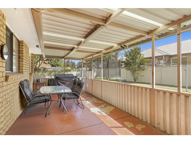 7 Adrian Close, Bateau Bay NSW 2261