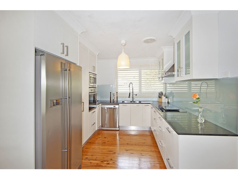 7 Berne Street, Bateau Bay NSW 2261