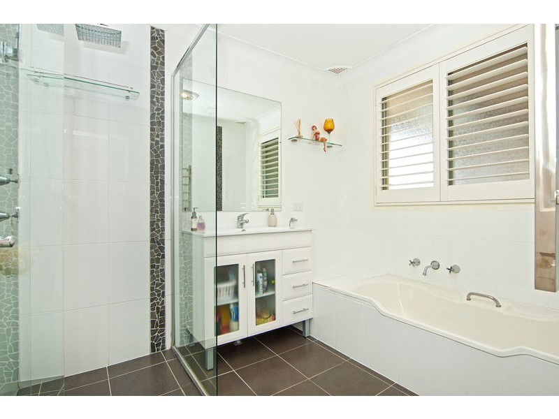 7 Berne Street, Bateau Bay NSW 2261