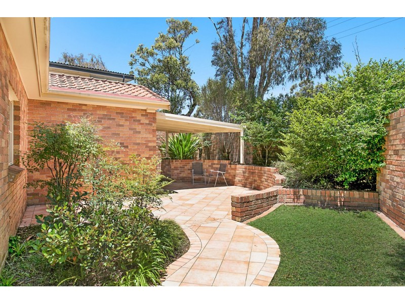 2/2 Keats Avenue, Bateau Bay NSW 2261