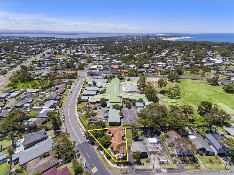 2/2 Keats Avenue, Bateau Bay NSW 2261