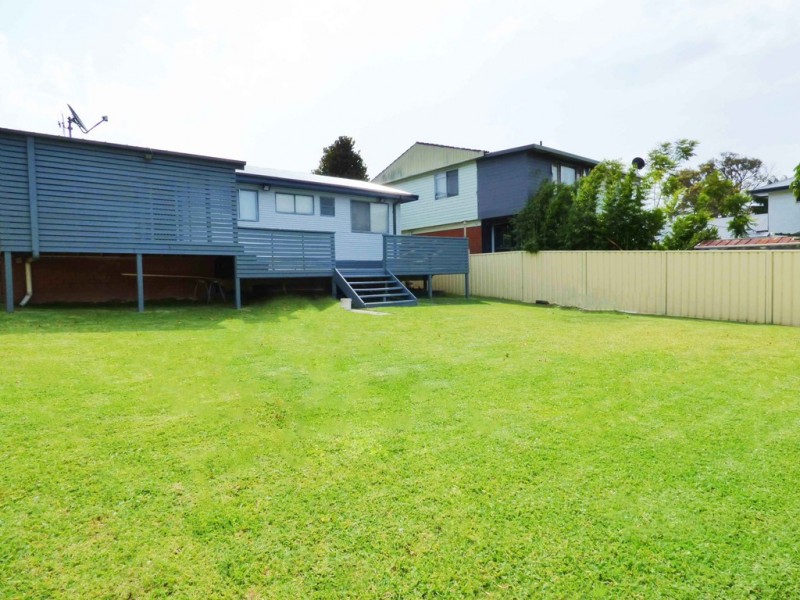 522 The Entrance Road, Bateau Bay NSW 2261