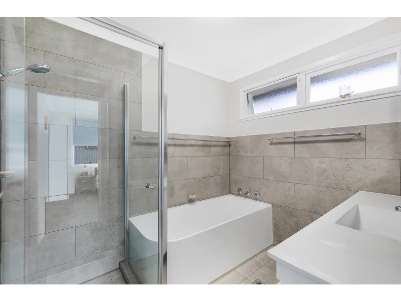 13 Elgata Street, Bateau Bay NSW 2261