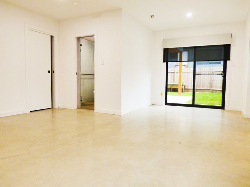 52 Lakedge Avenue, Berkeley Vale NSW 2261