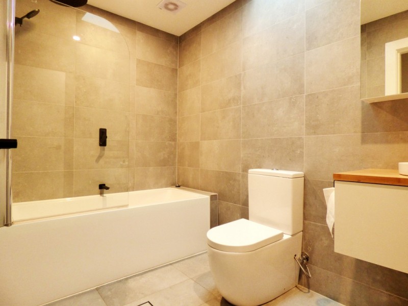 52 Lakedge Avenue, Berkeley Vale NSW 2261