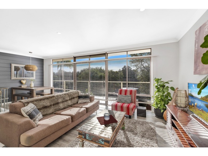 192 Lakedge Avenue, Berkeley Vale NSW 2261