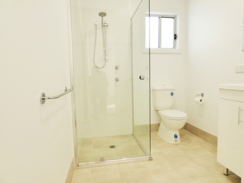 1A Highclere Street, Bateau Bay NSW 2261