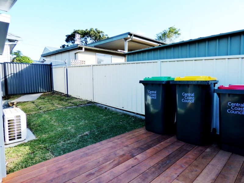1A Highclere Street, Bateau Bay NSW 2261