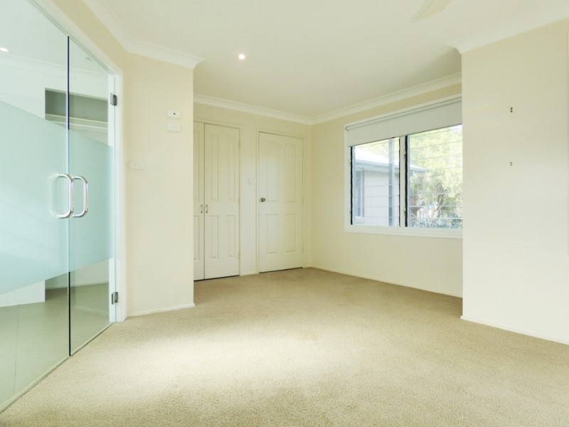 15 Waratah Street, Bateau Bay NSW 2261