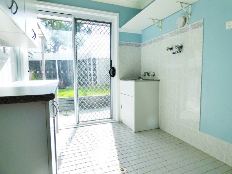 15 Waratah Street, Bateau Bay NSW 2261