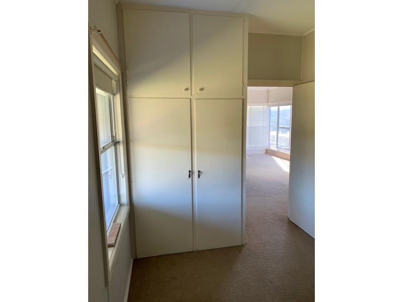 121 Ocean Parade, Blue Bay NSW 2261