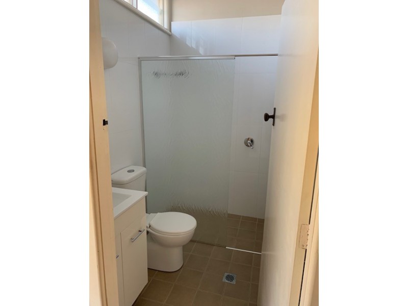 121 Ocean Parade, Blue Bay NSW 2261