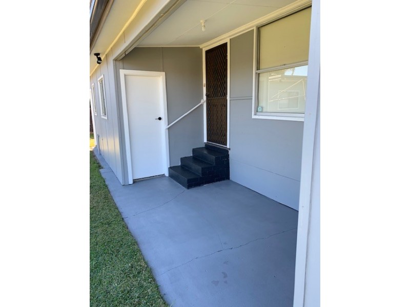 121 Ocean Parade, Blue Bay NSW 2261