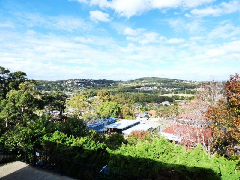 65 Berne Street, Bateau Bay NSW 2261