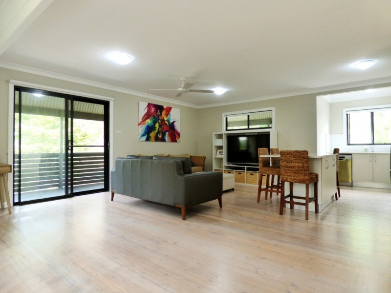 169 Bateau Bay Road, Bateau Bay NSW 2261