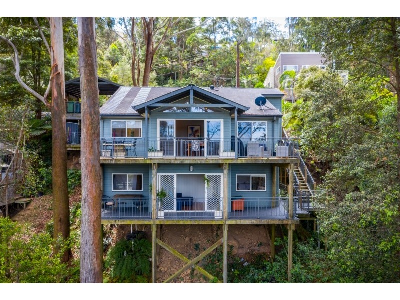27 Harcourt Place, North Avoca NSW 2260