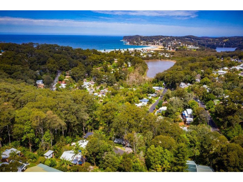 27 Harcourt Place, North Avoca NSW 2260
