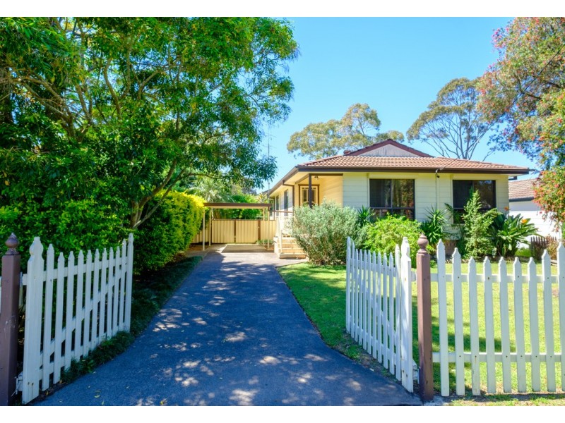 39 Kerry Crescent, Berkeley Vale NSW 2261