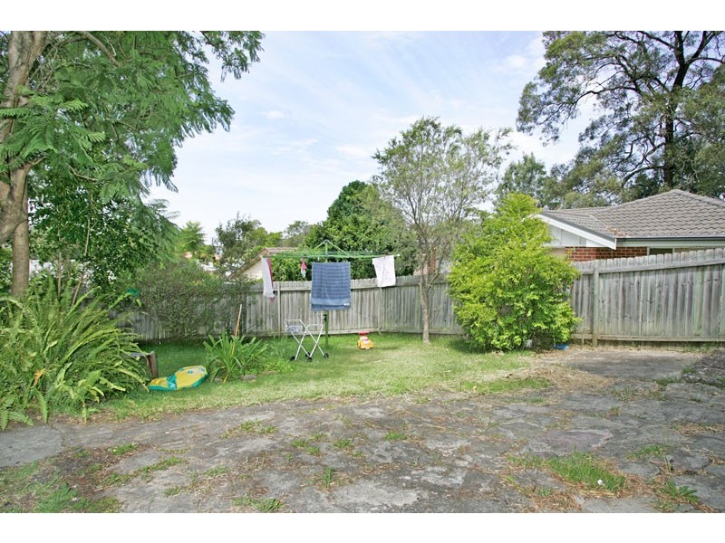 4 Shannon Parade, Berkeley Vale NSW 2261