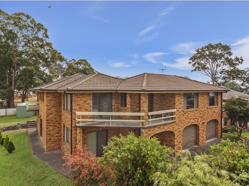 32 Kilkenny Parade, Berkeley Vale NSW 2261