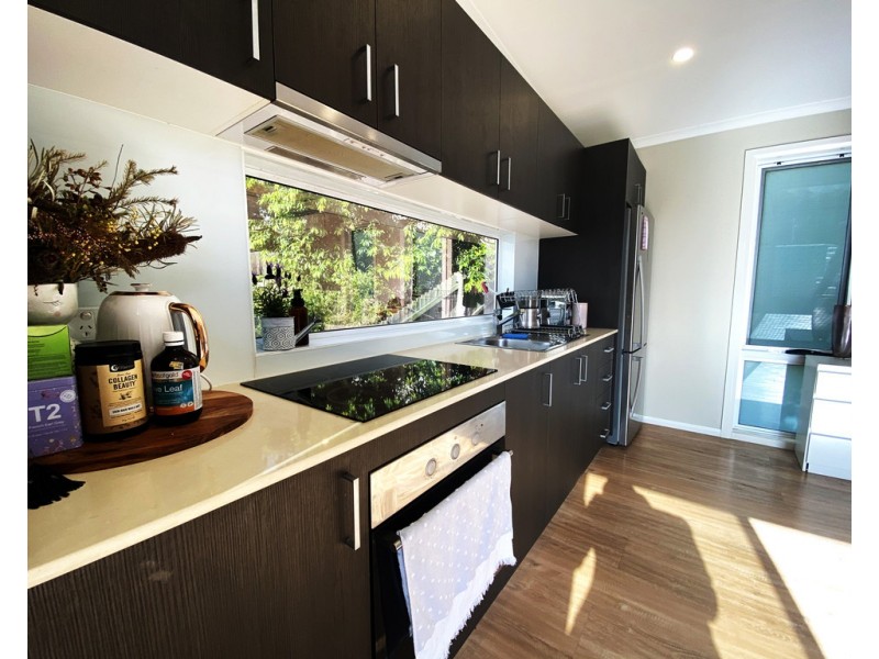 27A Wordsworth Avenue, Bateau Bay NSW 2261