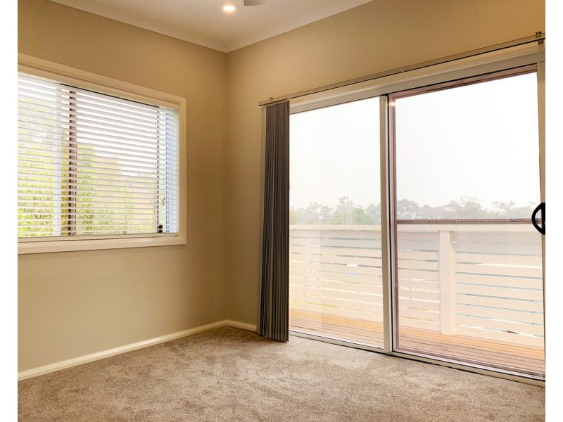 27A Wordsworth Avenue, Bateau Bay NSW 2261