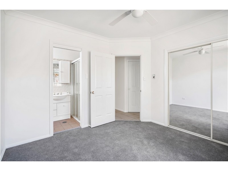 3/3-5 Koonah Avenue, Blue Bay NSW 2261