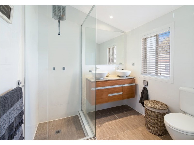 38A Bay Road, Blue Bay NSW 2261