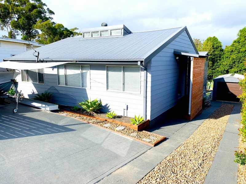 38 Elaine Avenue, Berkeley Vale NSW 2261