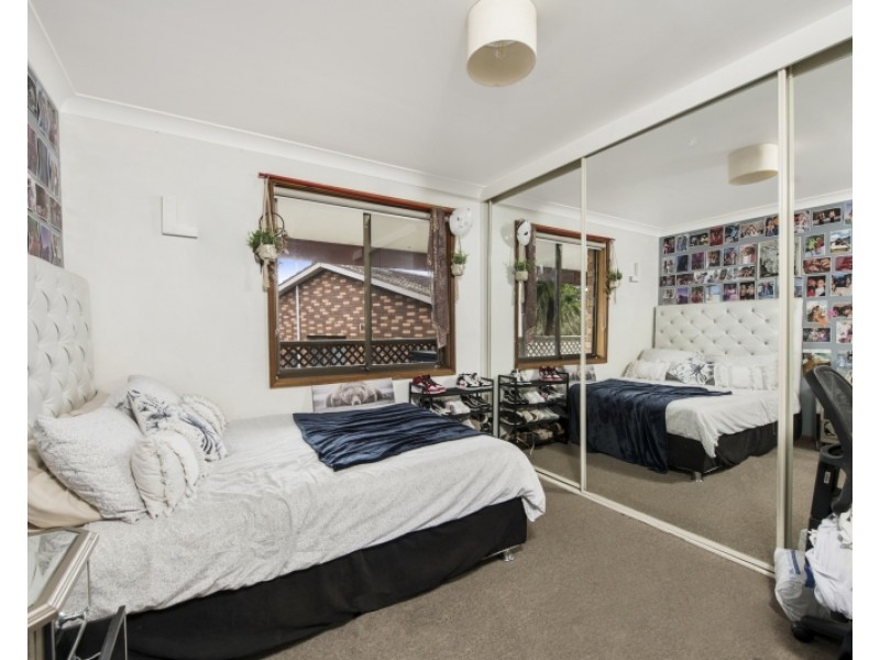 10 Longs Road, Bateau Bay NSW 2261