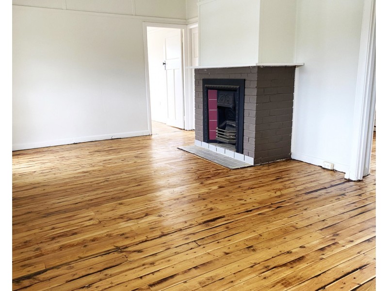 6 Jennings Street, Wyong NSW 2259