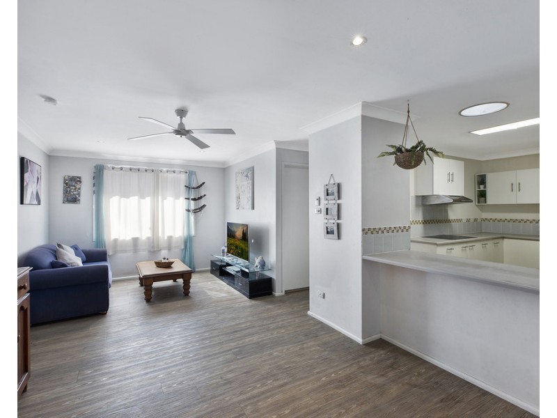 45 Melrose Avenue, Gorokan NSW 2263