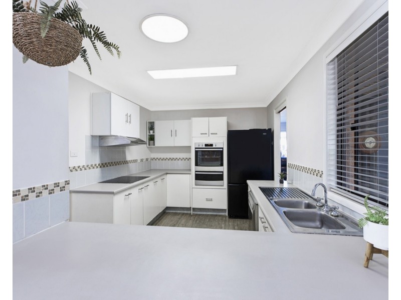 45 Melrose Avenue, Gorokan NSW 2263