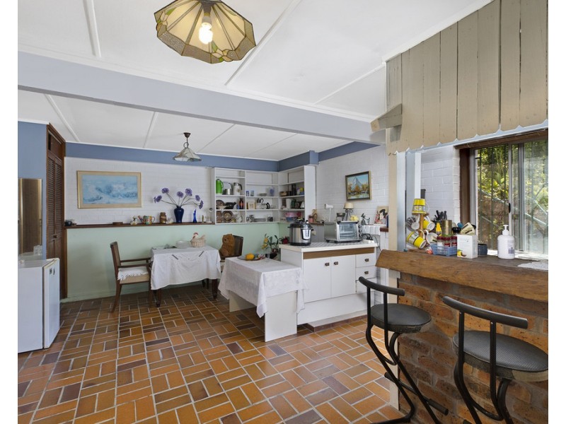 5 Trelawney Street, Killarney Vale NSW 2261