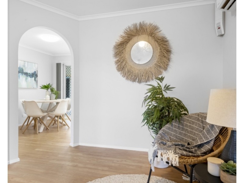 10 Premier Way, Bateau Bay NSW 2261