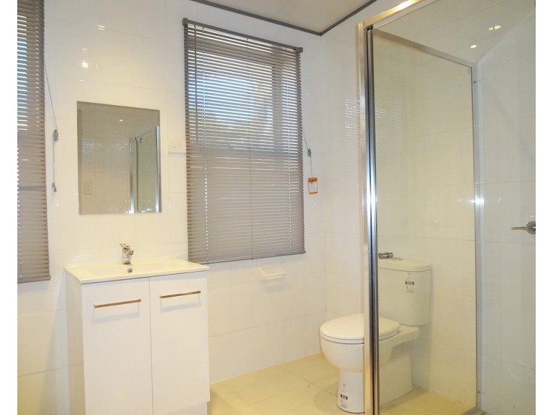 571 The Entrance Road, Bateau Bay NSW 2261